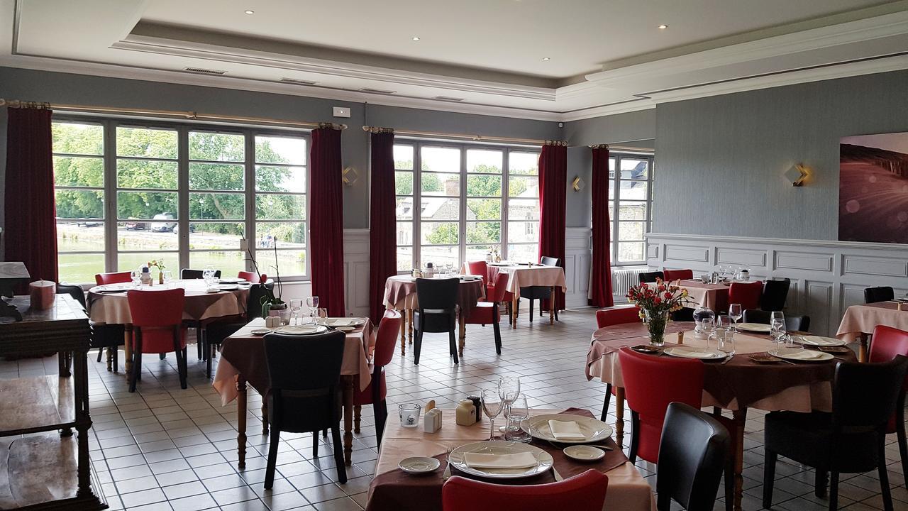 Hotel Restaurant Du Lac Combourg Exterior photo